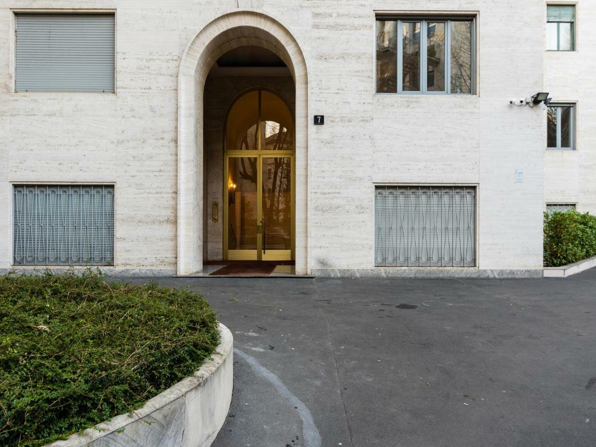 Milano Manzoni Clc Apartments Bagian luar foto