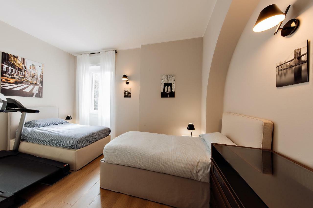 Milano Manzoni Clc Apartments Bagian luar foto