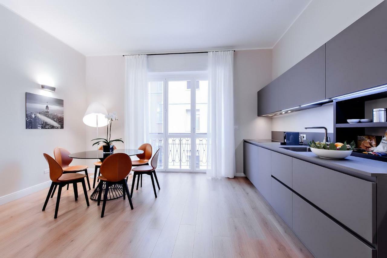 Milano Manzoni Clc Apartments Bagian luar foto