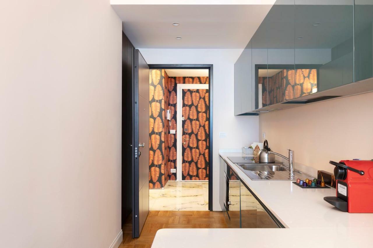 Milano Manzoni Clc Apartments Bagian luar foto