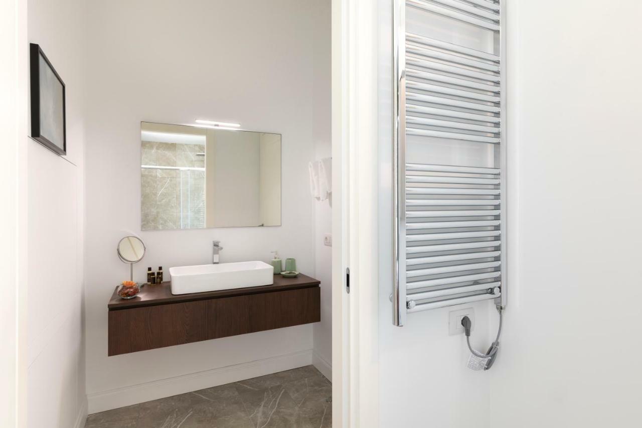 Milano Manzoni Clc Apartments Bagian luar foto