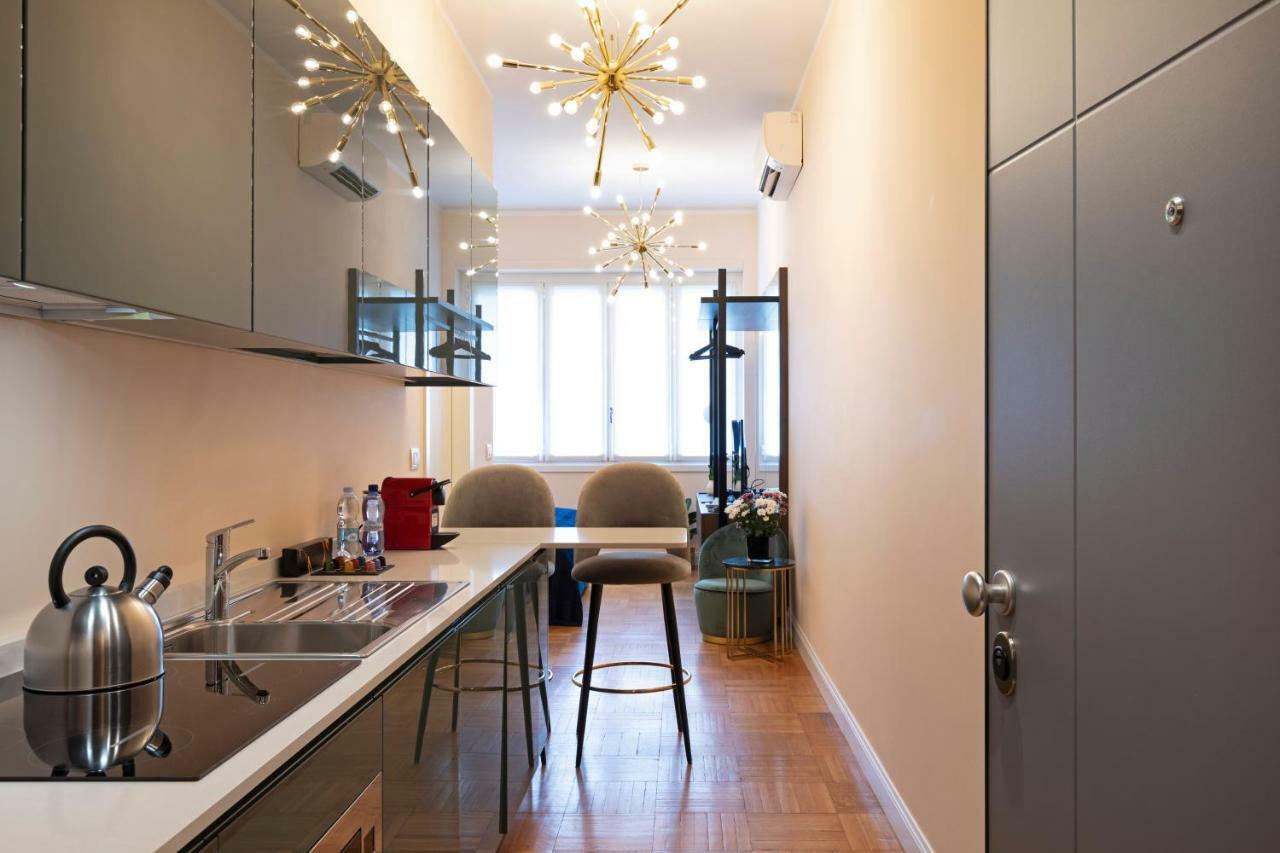 Milano Manzoni Clc Apartments Bagian luar foto