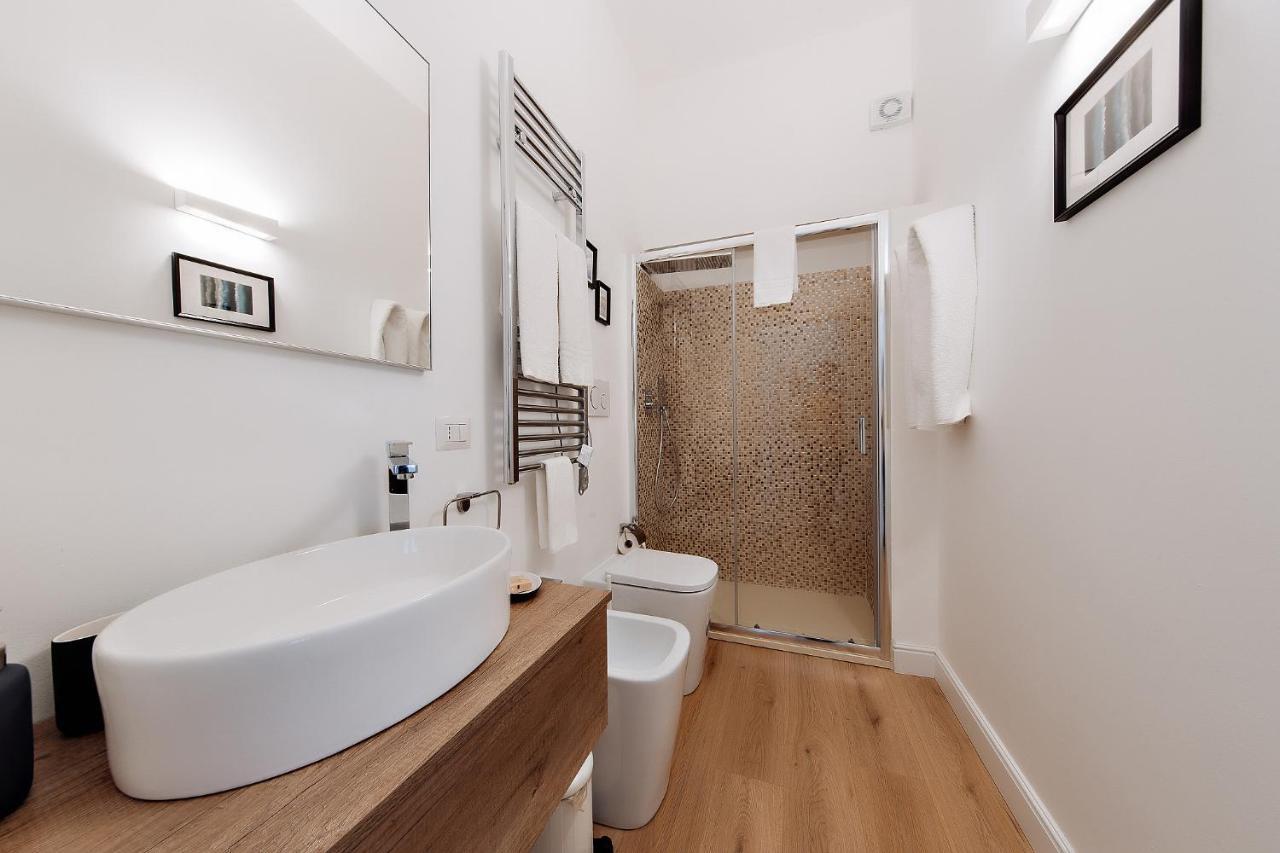Milano Manzoni Clc Apartments Bagian luar foto